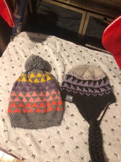 The North Face & Gap Girls winter hats bundle
