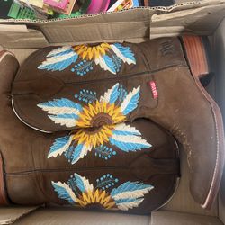 Boots 