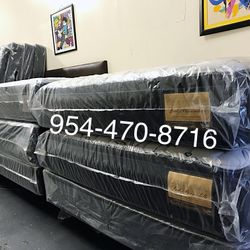 Queen ☆240☆ Full☆210☆Twin☆165☆ King ☆320☆■■$$BOX INCLUDED ☆☆☆☆ 