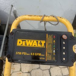 Máquina De Presión De  Agua  