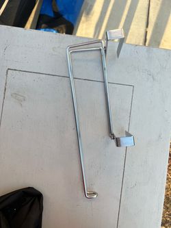 Paper towel holder
