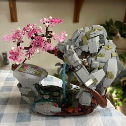 LEGO NINJAGO Dragon Stone Shrine from set number 71819