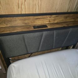 Twin Bed With Mattress 
