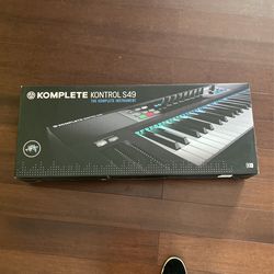 Komplete Kontrol S49 - Native Instruments Keyboard