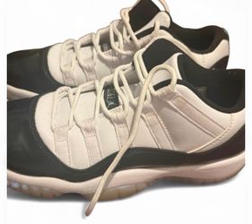 Jordan 11 Retro Low iridescent trainers in white and black, it’s a 6Y but can fit women who are 5 1/2-6 #jordan11