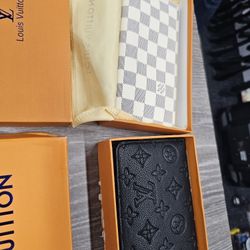 Louis Vitton Wallets