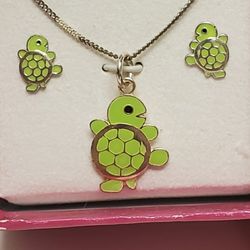 Disney Tiny Green Enamel Turtle Earrings And Necklace Set On 925 Sterling Silver