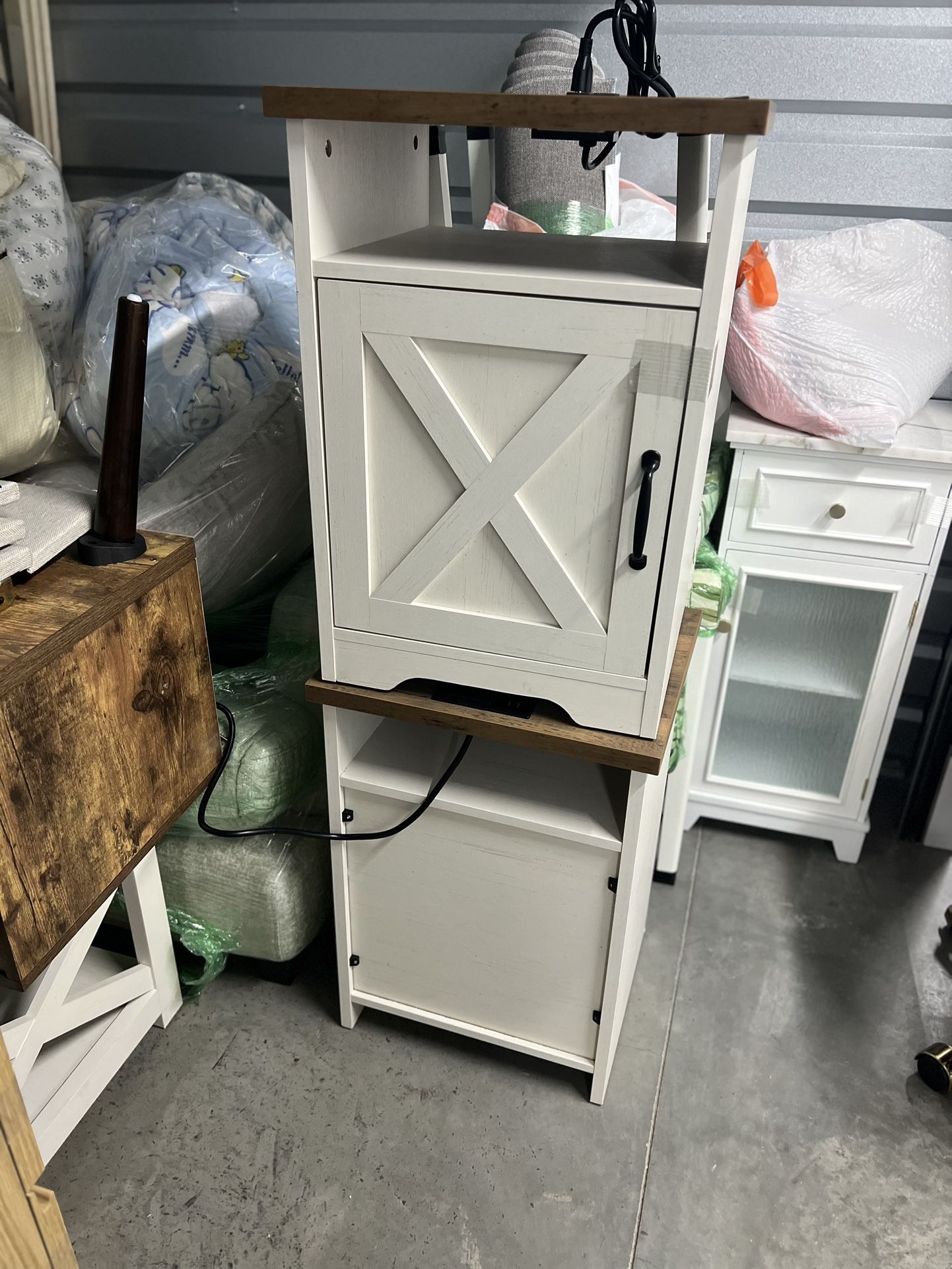 Pair of Nightstands Side Tables Accent Tables
