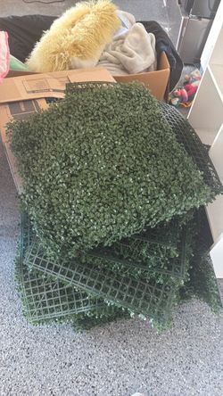 Free Grass wall patches
