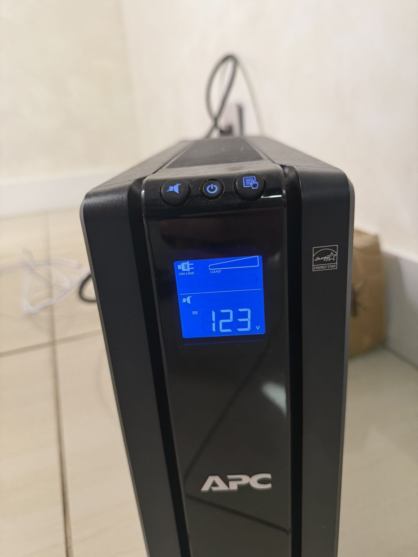 APC Back UPS XS 1300VA / 780W Battery Backup UPS (BX1300G)