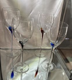 Lovely Hand Blown Splash Of Color Vintage Wine Glasses