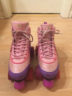 Kandy roller skate