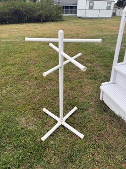 PVC Pipe Towel or Clothing Rack Stand