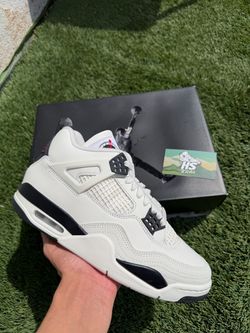 Jordan 4 Flight Club