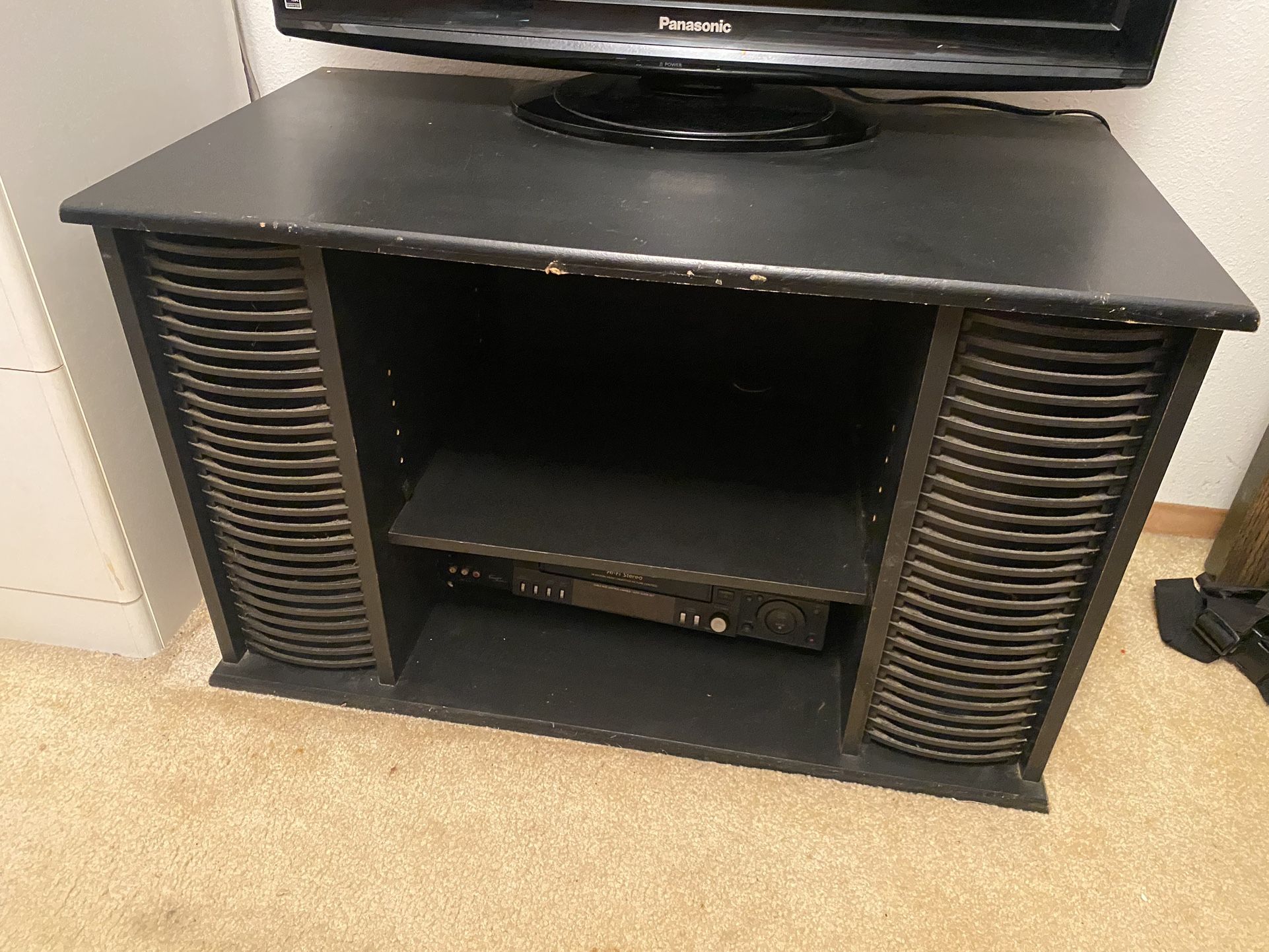 Tv Or Stereo Stand. Wood . Black Color With Side Shelves