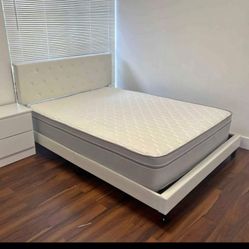 Bed And One Nightstand ***** Cama Y Una Mesita A Estrenar 