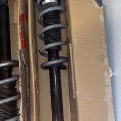 Infiniti Q50 2015 Struts 