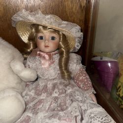 porcelain dolls 