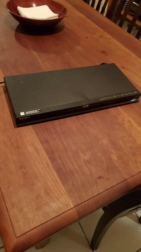 Sony DVD/Blu-ray player