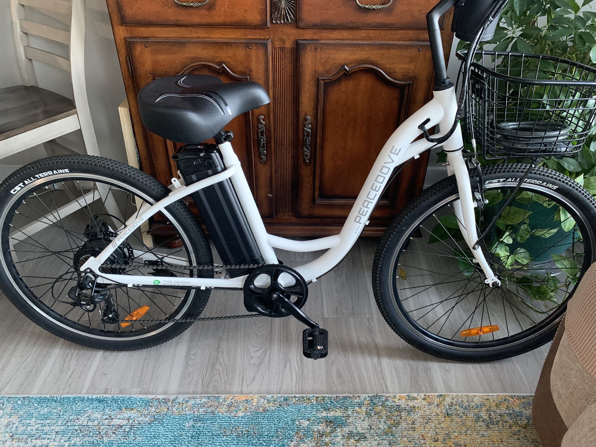 26” Woman’s Electric Bike 7 Speed