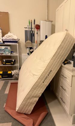 Brand New King Size Mattress king mattress Avocado Mattress  Queen mattress free delivery