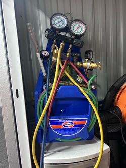 Uniweld HVAC Refrigeration Brazing/Torch Kit with Manifold Gauges & Hoses