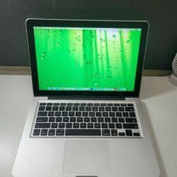 13" Macbook Pro Apple Working Great Intel Procesor  250gb Storage Os High Sierra,  Charger Included