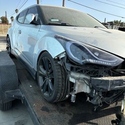 Hyundai Veloster Complete Part Out Partes Dismantling 