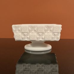 Vintage Westmoreland Old Quilt Milk Glass Candy Dish 5 Square Compote Pedestal