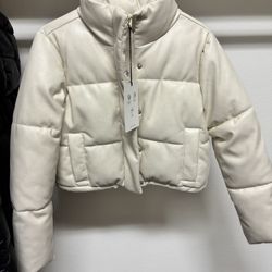 Hollister Puffer Jacket Size M