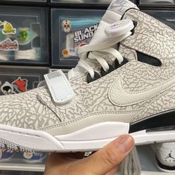 Nike Air Jordan Legacy 312