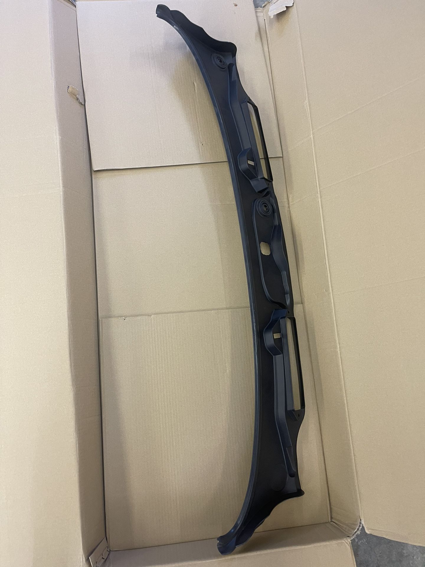 BMW Cowl Cover