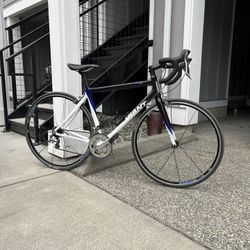 Giant TCR C3 Carbon Fiber Road Bike