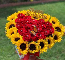 Flower Arrangement / Arreglo de Flores