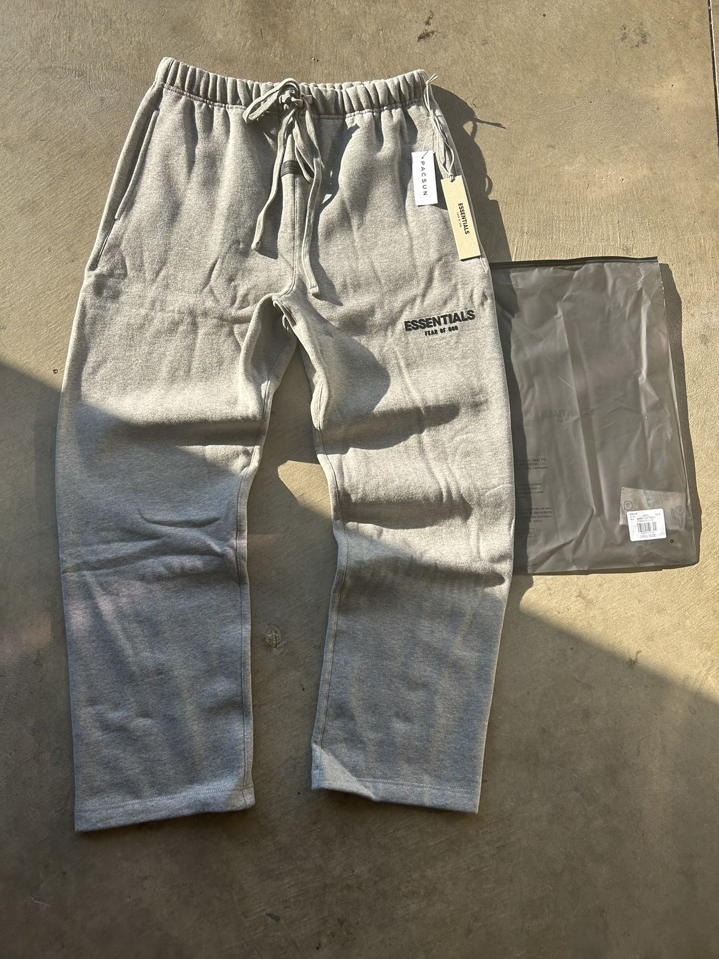 Uncuffed Essential Sweats