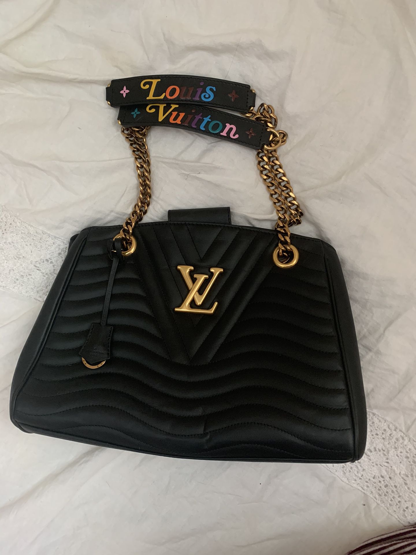Louis Vuitton New Wave chain tote