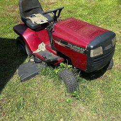 Riding Lawnmower 
