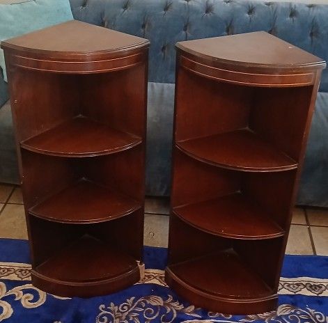 Corner Shelves