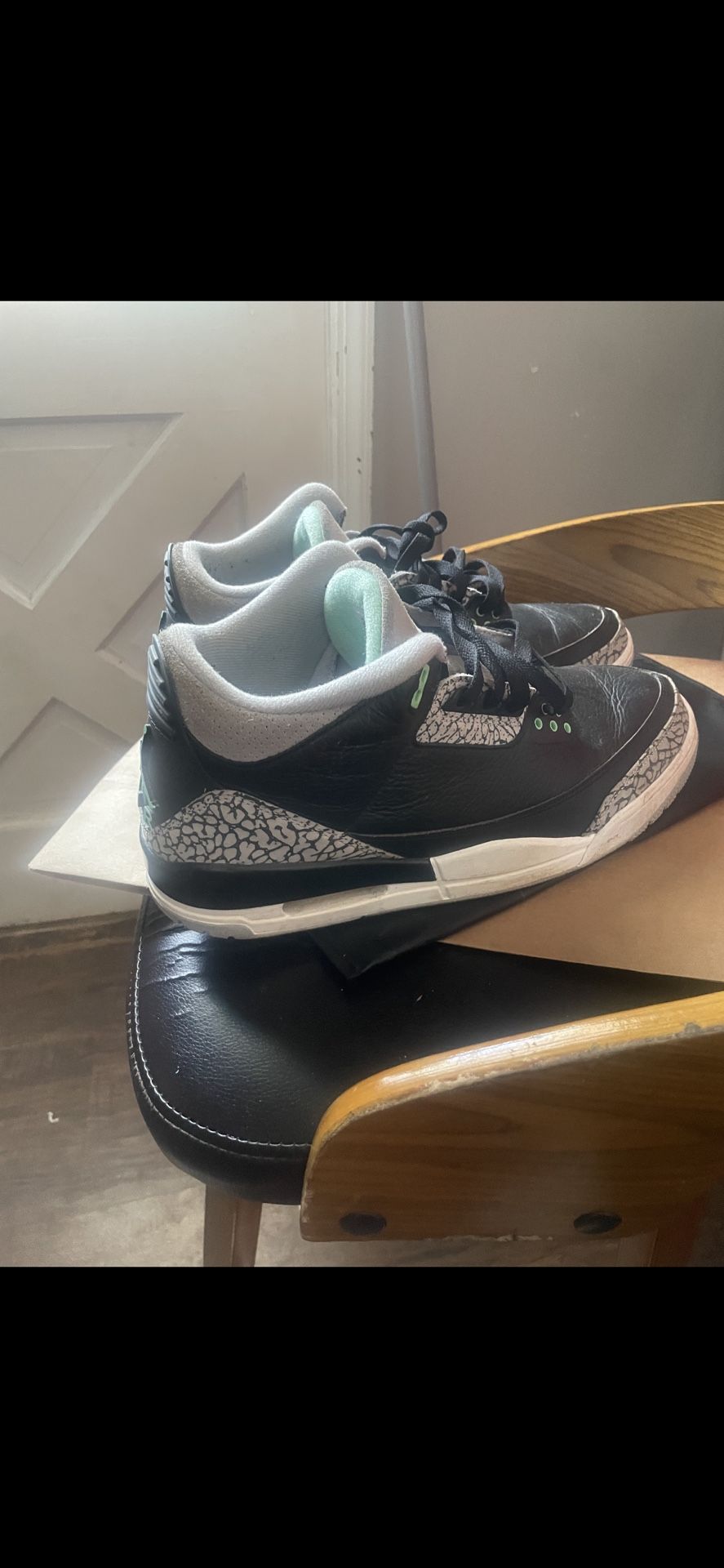 Jordan 3s Need Gone Today