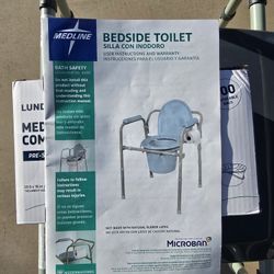 Commode For Bedside Use