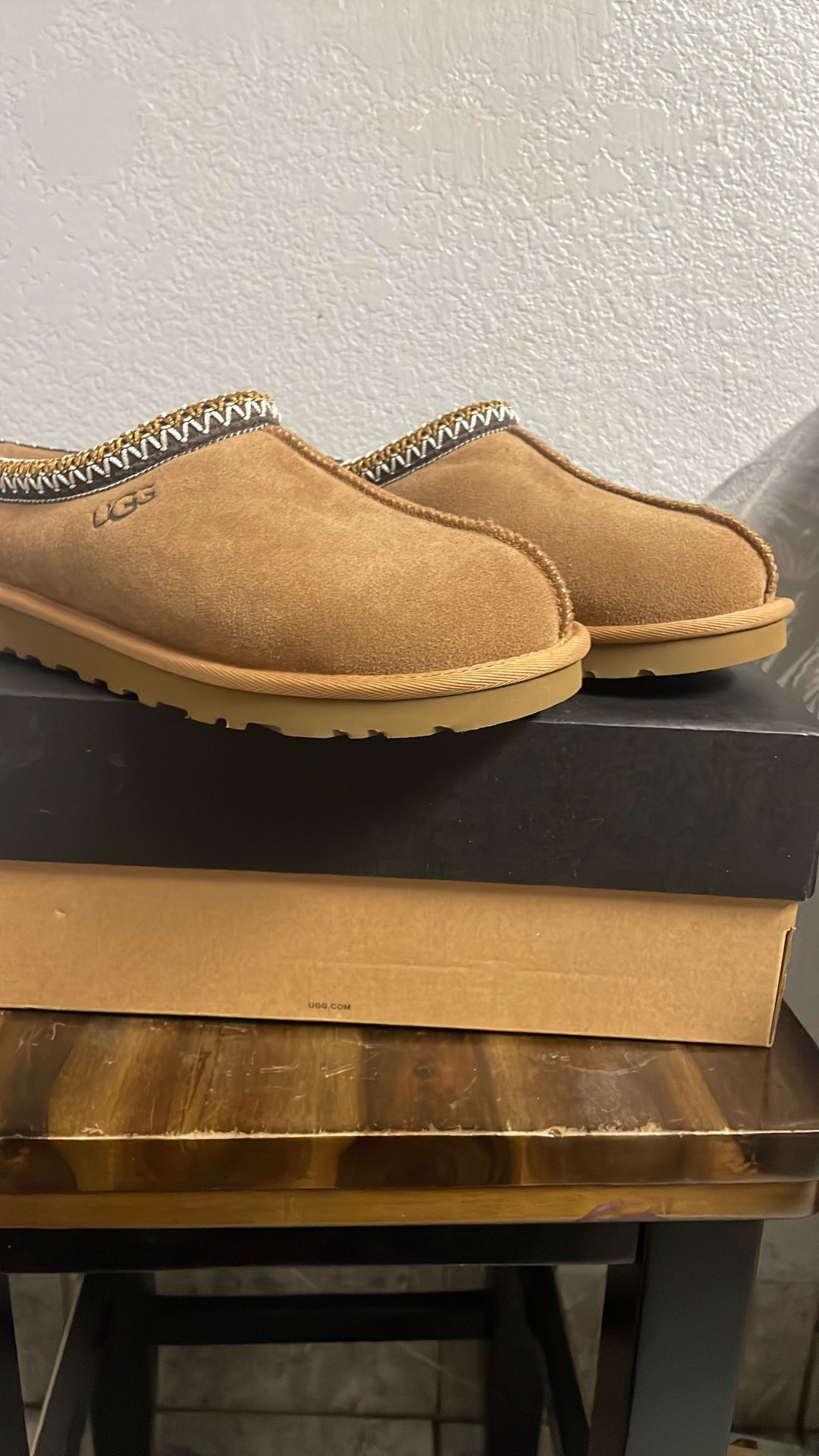 Ugg Size 7 Men 