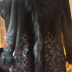 Ladies Coat Bats Snakes