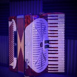 Red Pearl Accordion w/ 120 Bass