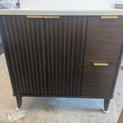 Almost Brand New Vanity