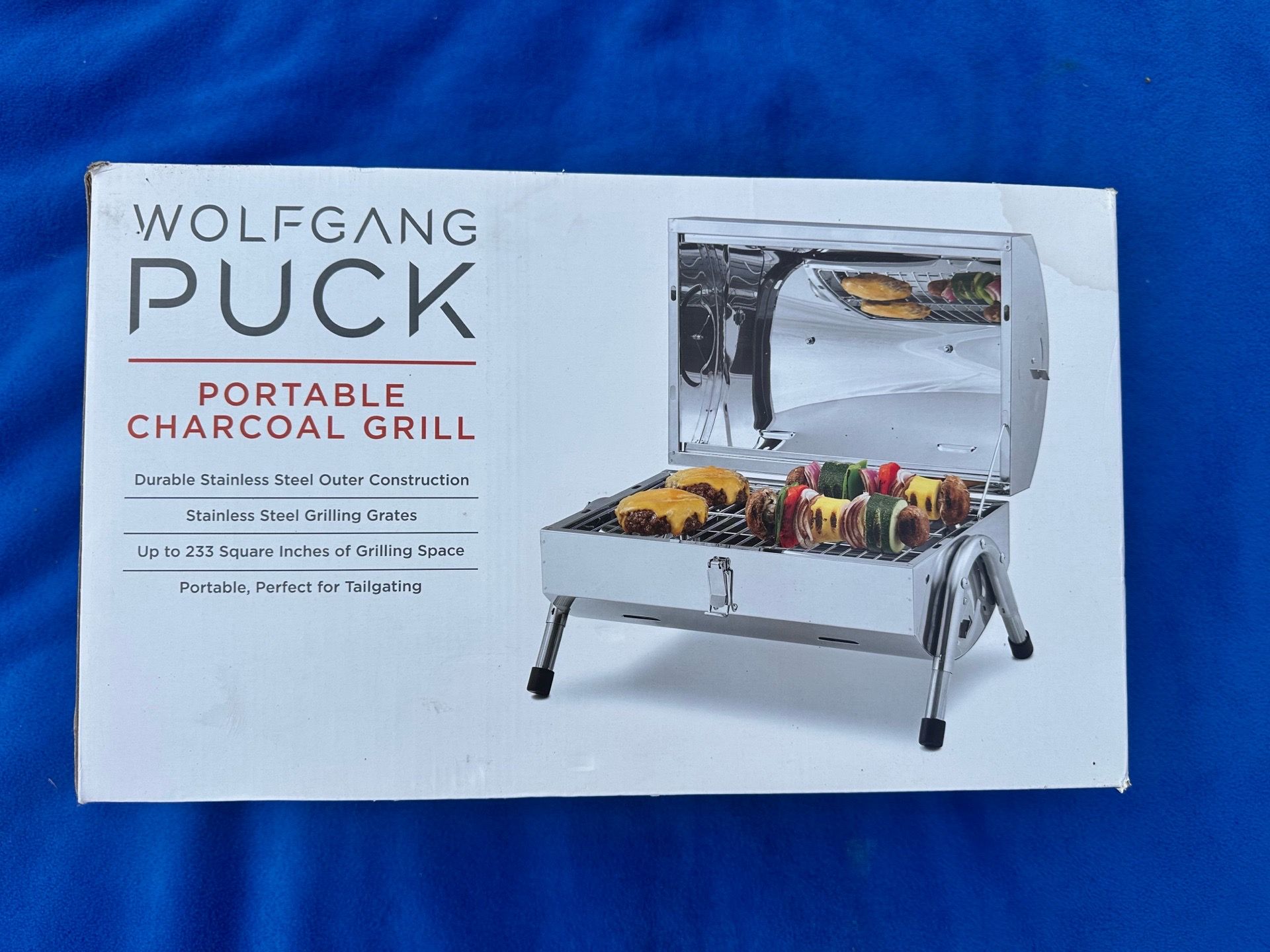 Wolfgang puck portable charcoal barbecue