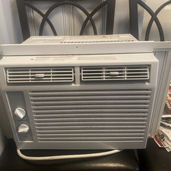 Air conditioner (5000 BTU)