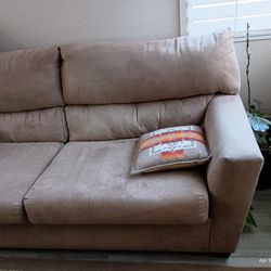 Couch With hide A Bed New Mattress