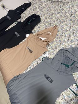 Large Hooded Workout Tank Tops With Big Pocket