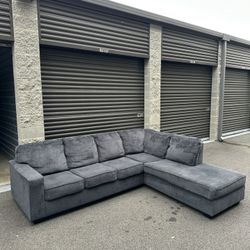  Sectional Couch Sofa (DELIVERY AVAILABLE)
