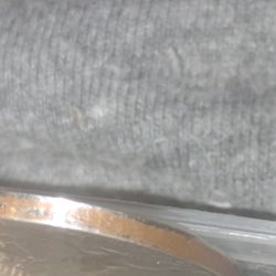 Quarter With No Ridges ( Reeded) Weighs 8g